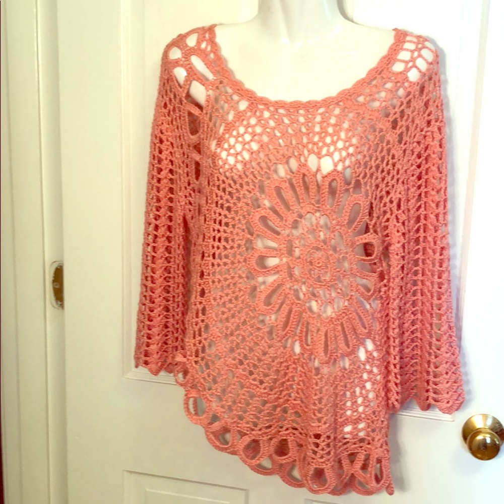 NWT Peach Crochet Look Topper By Roz&Ali